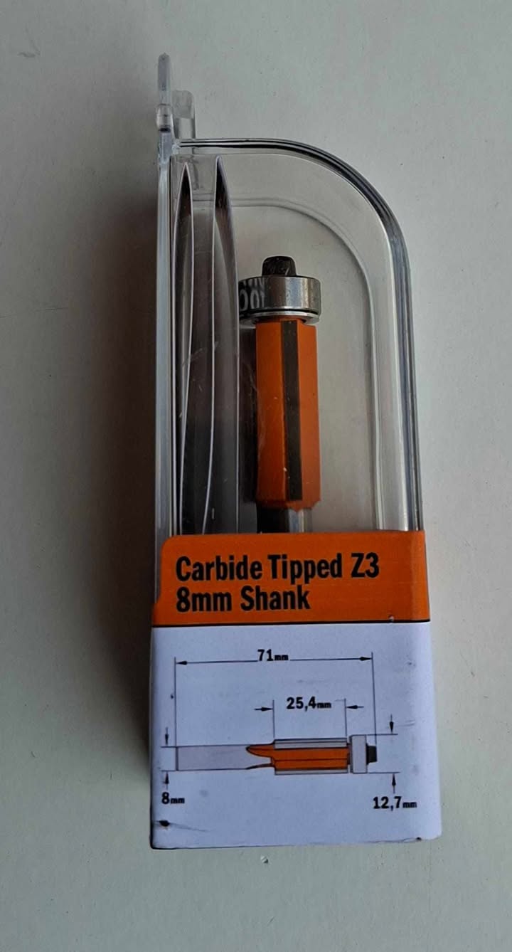 Freza CMTpentru conturat,coada de 8mm.cod.906.227.11 2 Freza CMTpentru conturat,coada de 8mm.cod.906.227.11 - imagine 2